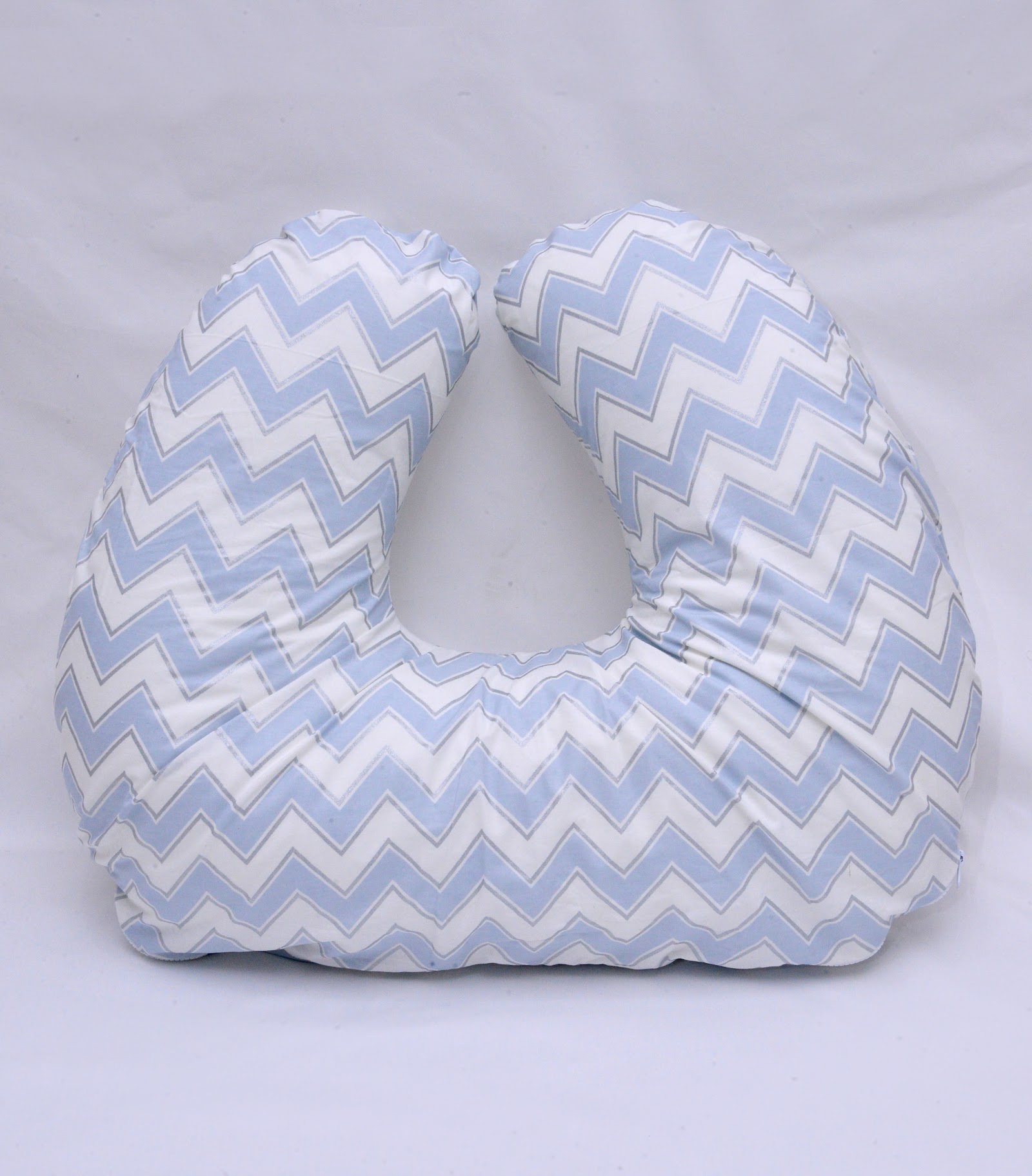 Coussin d'allaitement Zig Bleu Argente