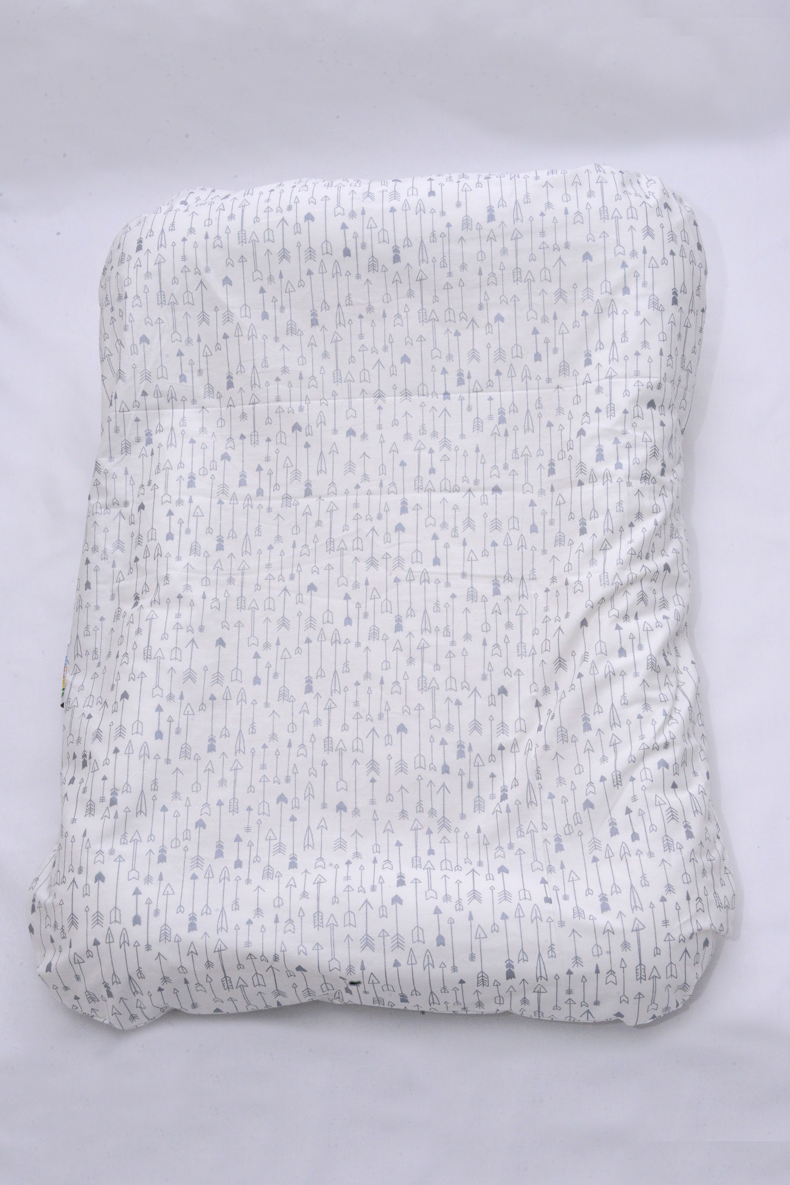 Baby Nest Fleche Gris